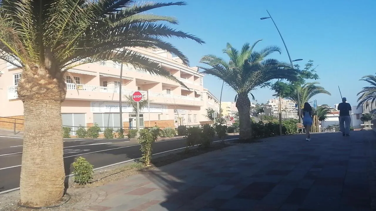 Apartamentos La Avenida Playa La Arena Puerto de Santiago  Puerto de Santiago (Tenerife)