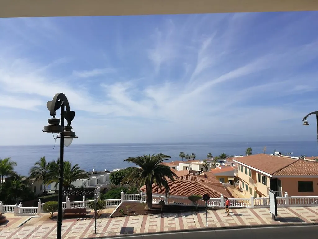 Apartamentos La Avenida Playa La Arena Puerto de Santiago  Puerto de Santiago (Tenerife)