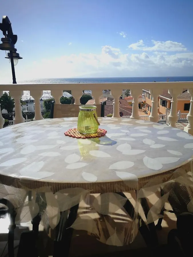 Apartamentos La Avenida Playa La Arena Puerto de Santiago  Spain