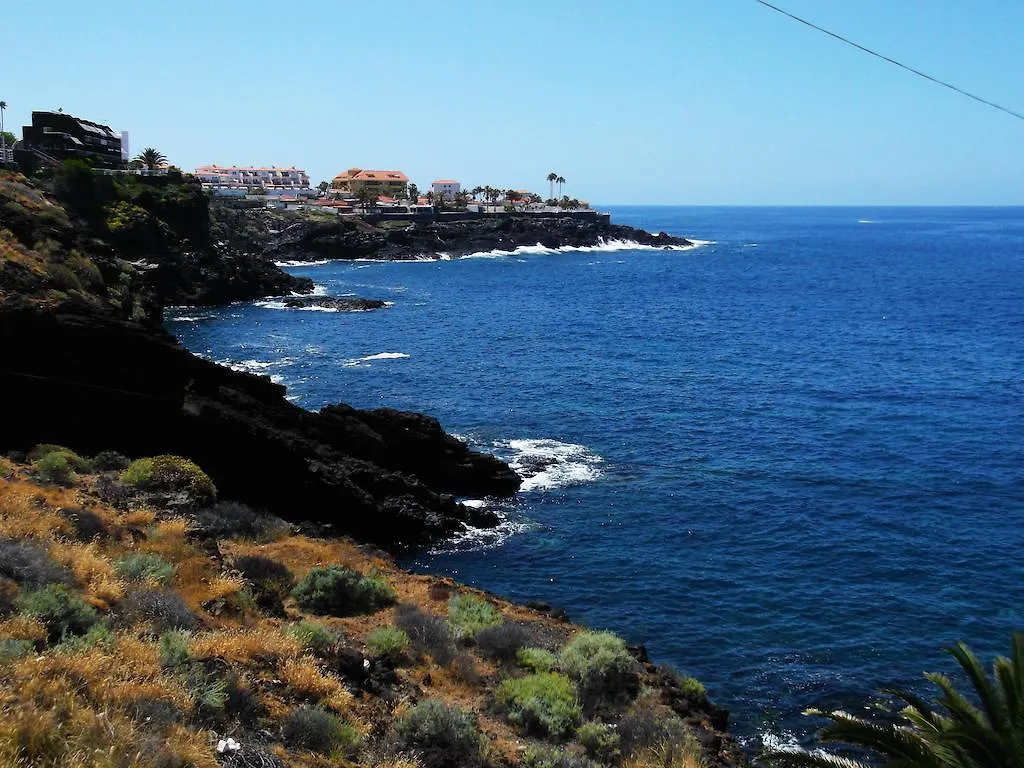 Apartamentos La Avenida Playa La Arena Puerto de Santiago  Apartment Puerto de Santiago (Tenerife)